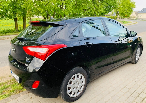 Hyundai I30 cena 27900 przebieg: 202000, rok produkcji 2012 z Chełmno małe 154